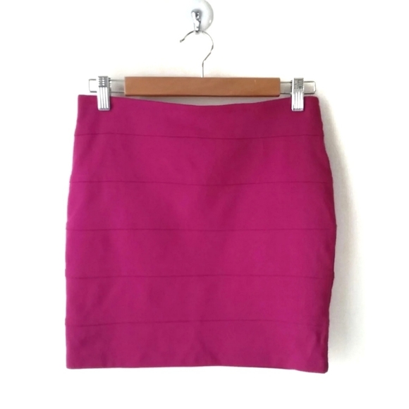 Forever 21 Dresses & Skirts - Forever 21 Pink Bodycon Stretch Mini Skirt